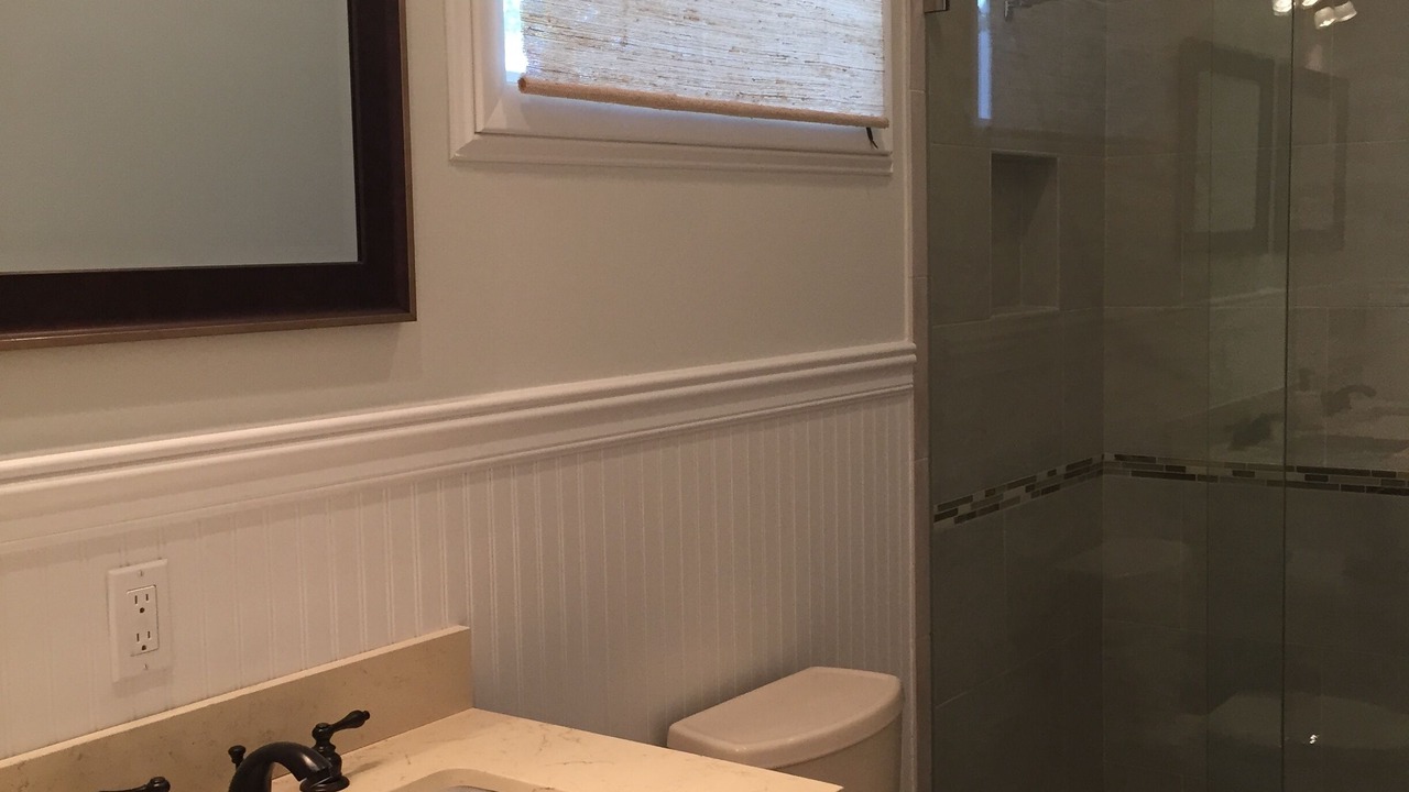 Photo of Bathroom in Wainscott Woods