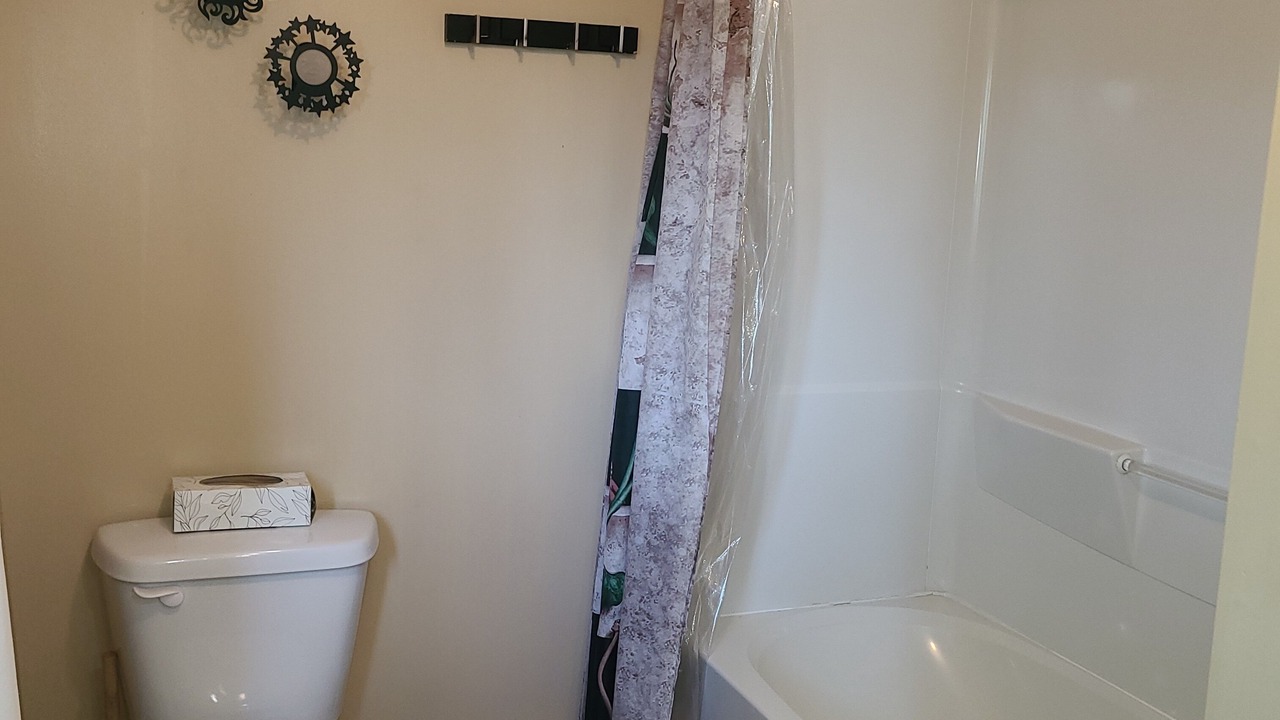 Photo of Bathroom in Victoria Harbour