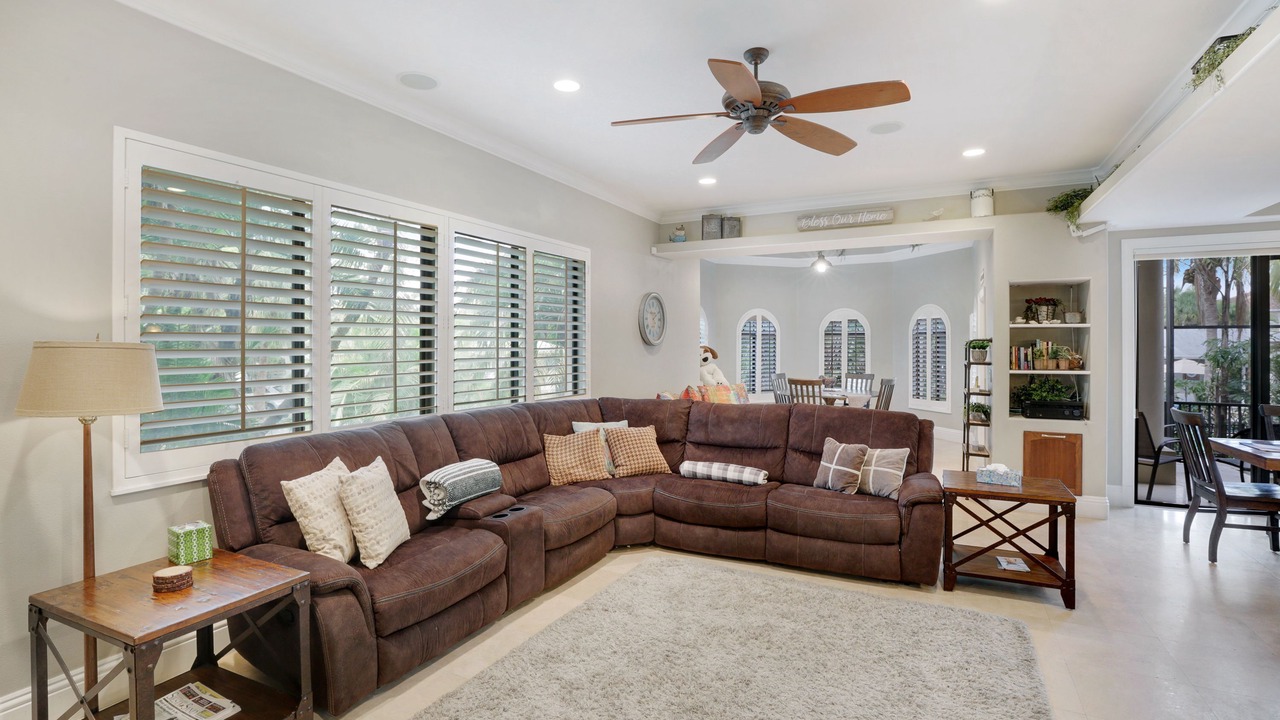 Photo of Livingroom in Bay Isle
