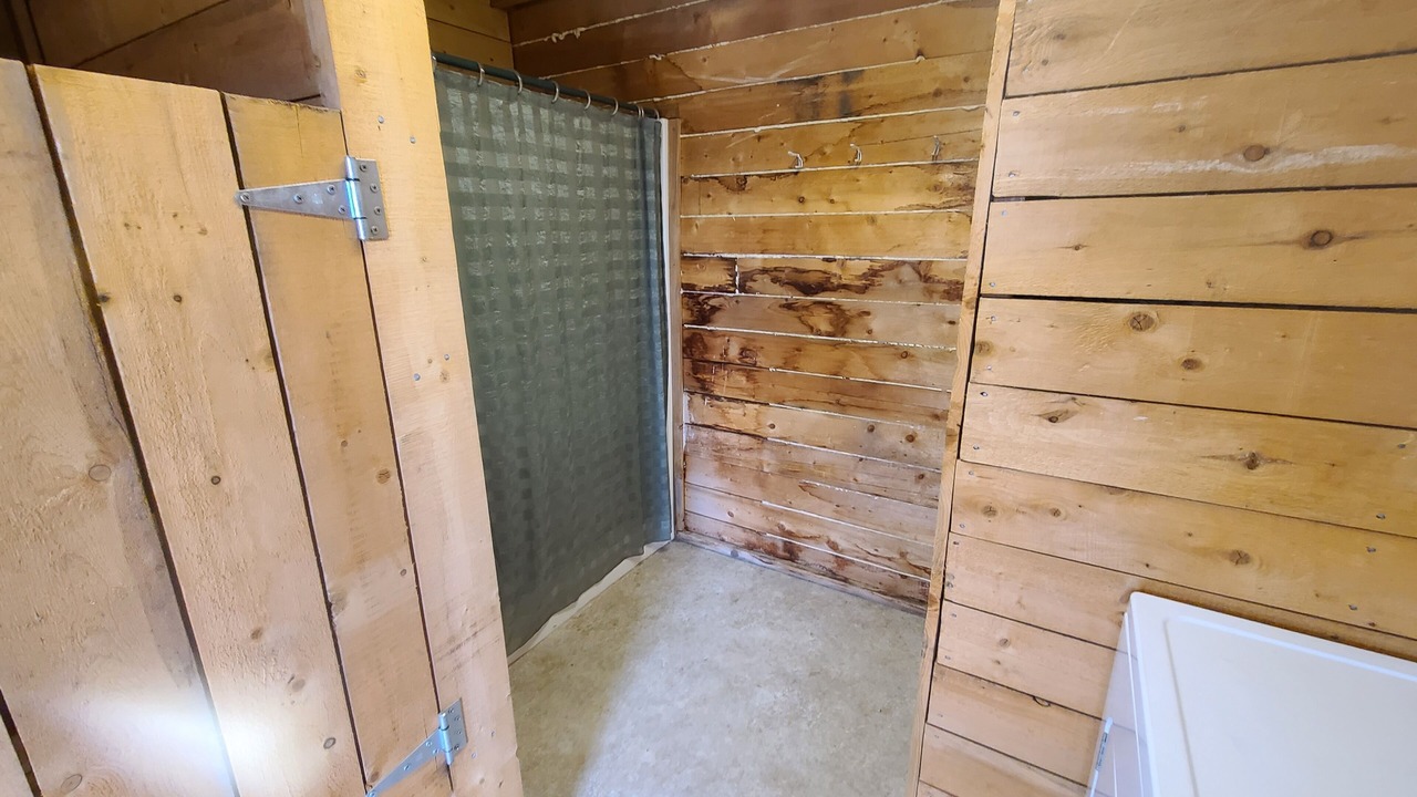 Photo of Bathroom in Ninilchik