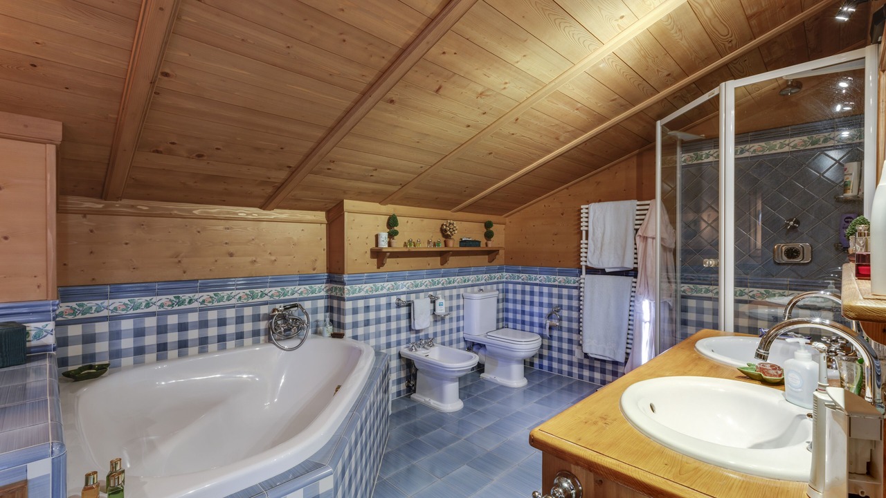 Photo of Bathroom in Gstaad