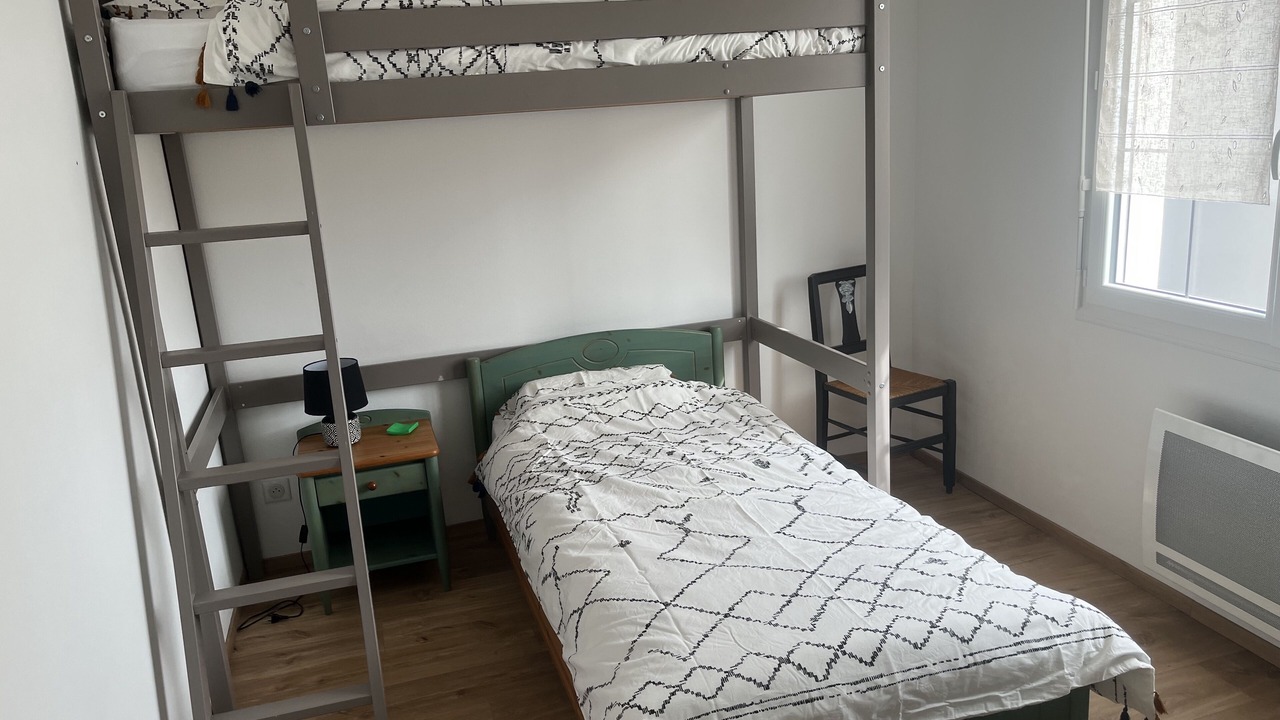 Photo of Bedroom in Brem Sur Mer