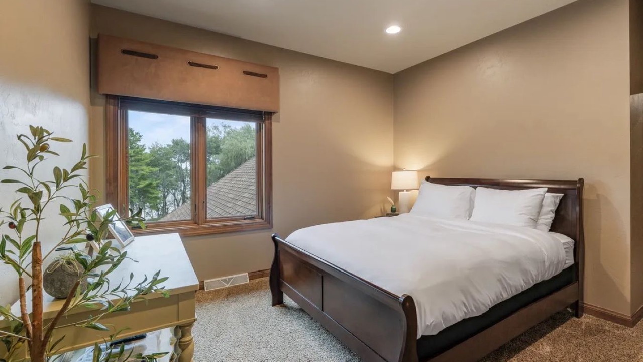 Photo of Bedroom in Newton