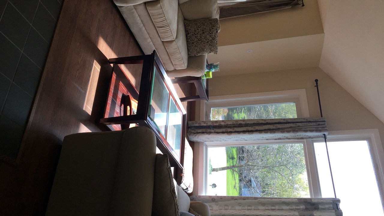 Photo of Livingroom in Merton