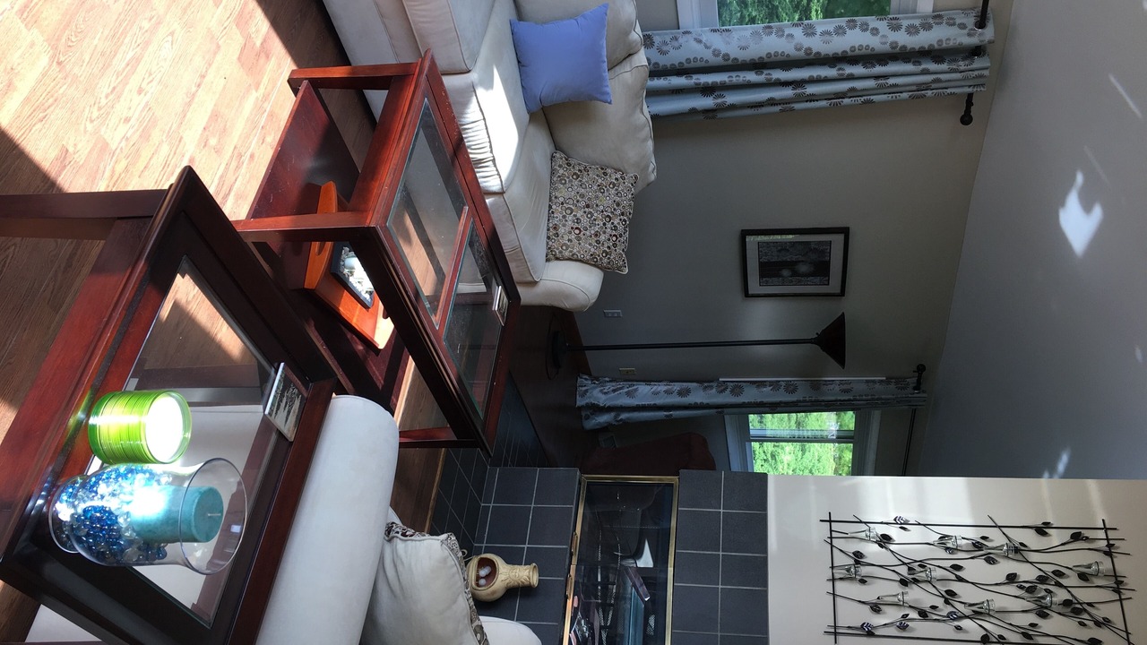 Photo of Livingroom in Merton