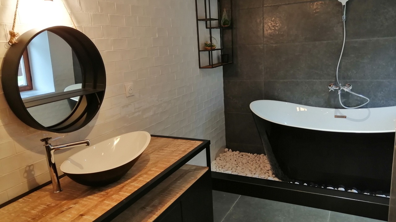Photo of Bathroom in La Chapelle-devant-Bruyeres