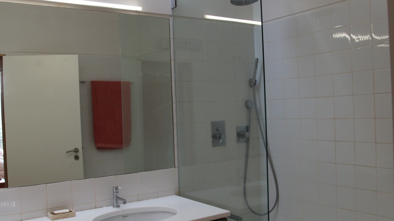 Photo of Bathroom in Lanhelas