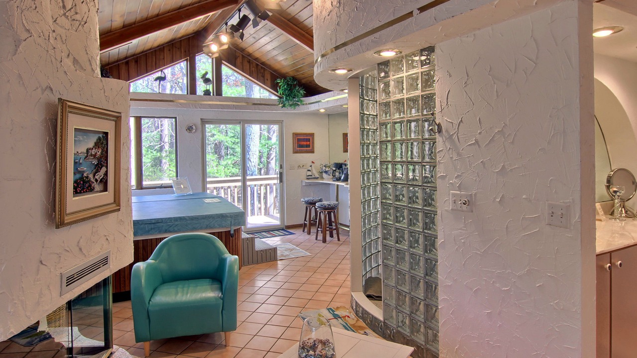 Photo of Livingroom in Mayfield