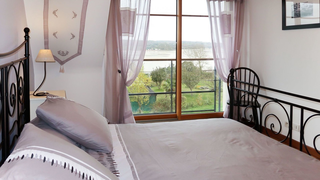 Photo of Bedroom in Saint-Michel-en-Greve