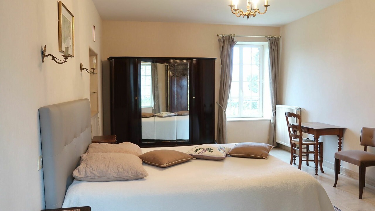 Photo of Bedroom in Vains