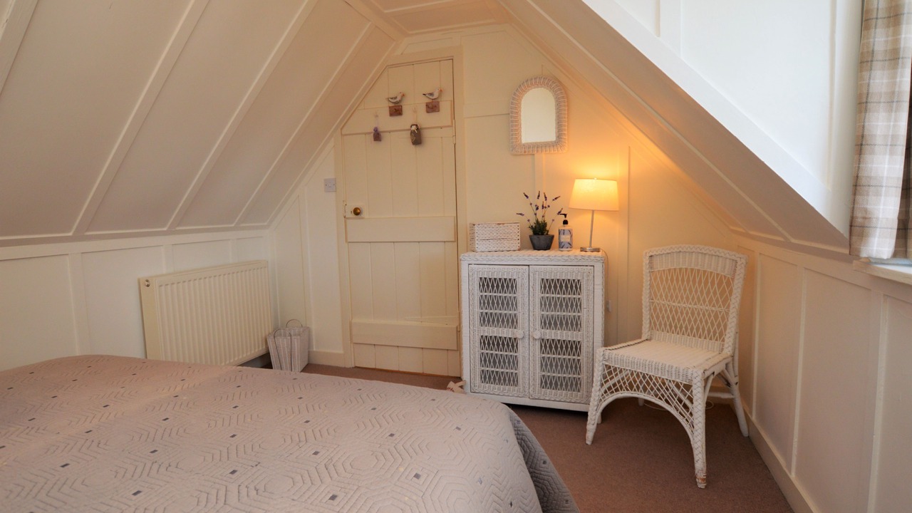 Photo of Bedroom in Cairndow