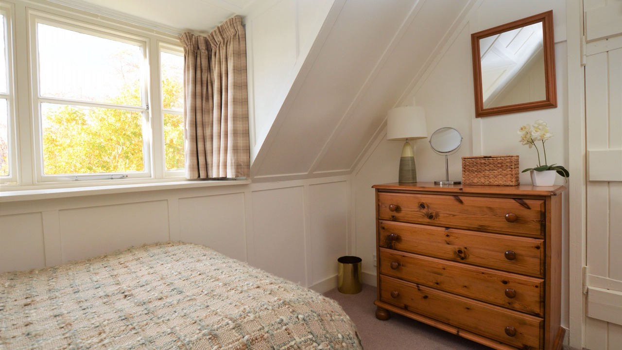 Photo of Bedroom in Cairndow