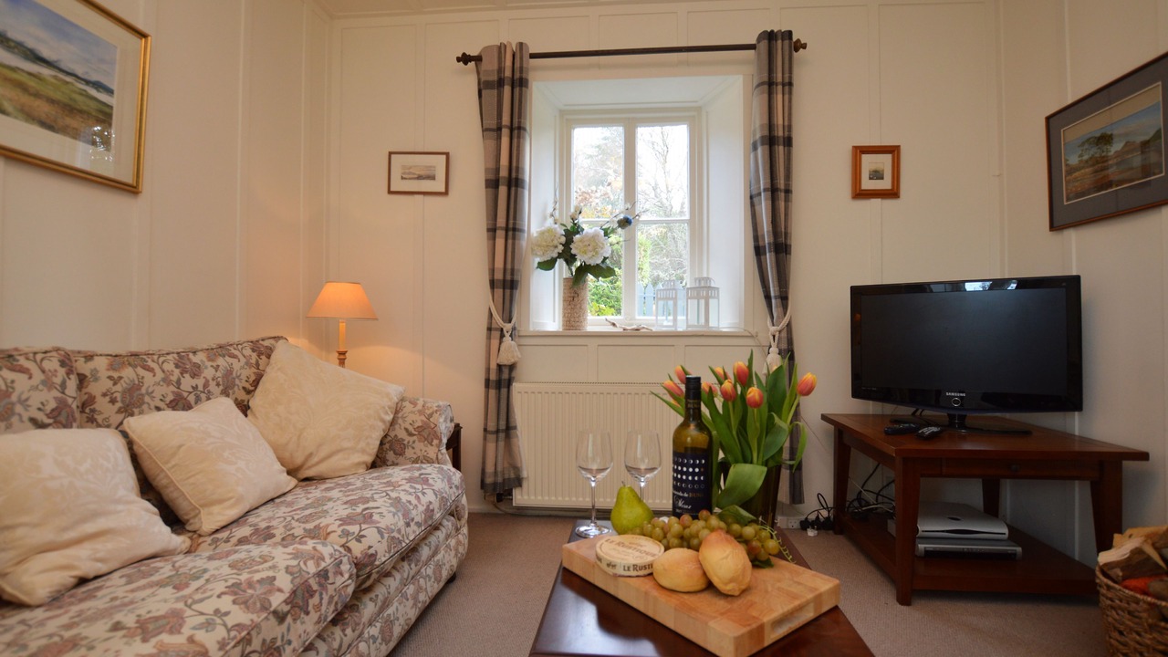 Photo of Livingroom in Cairndow