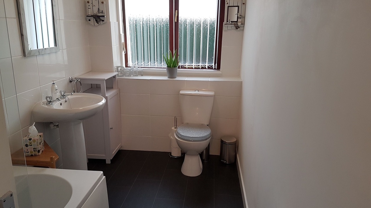 Photo of Bathroom in Longforgan