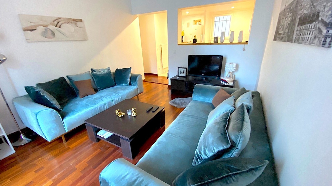 Photo of Bedroom in Latin