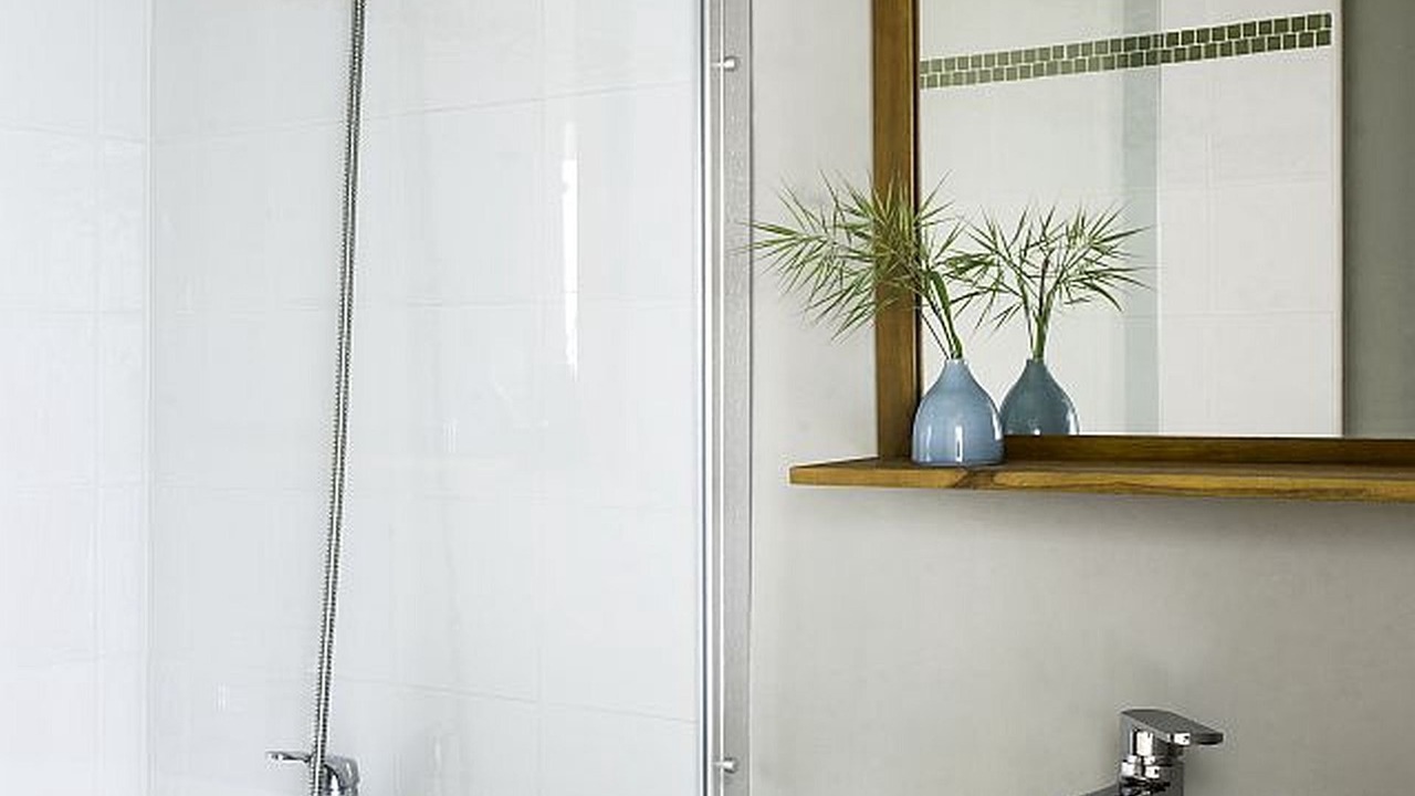 Photo of Bathroom in Villesiscle