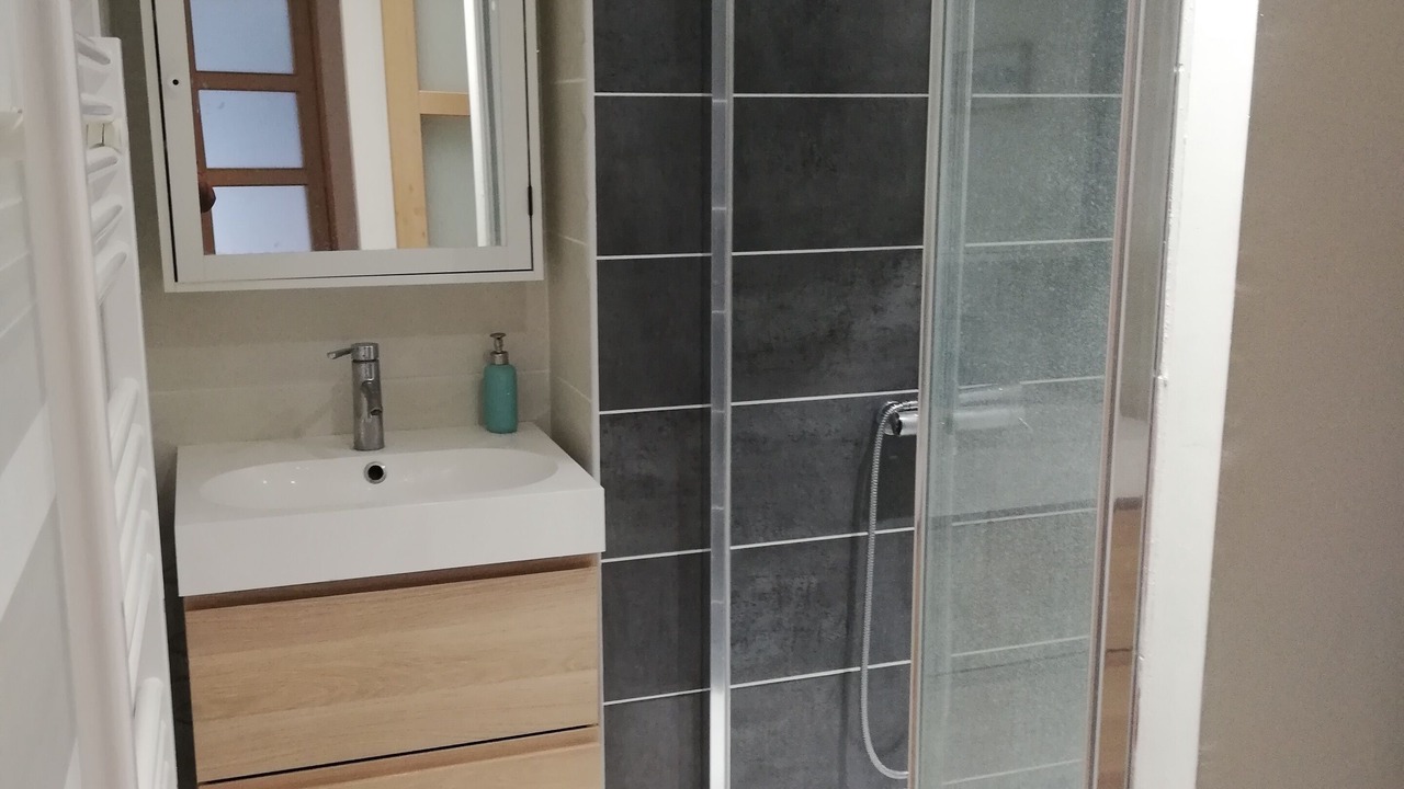 Photo of Bathroom in Luc-sur-Mer