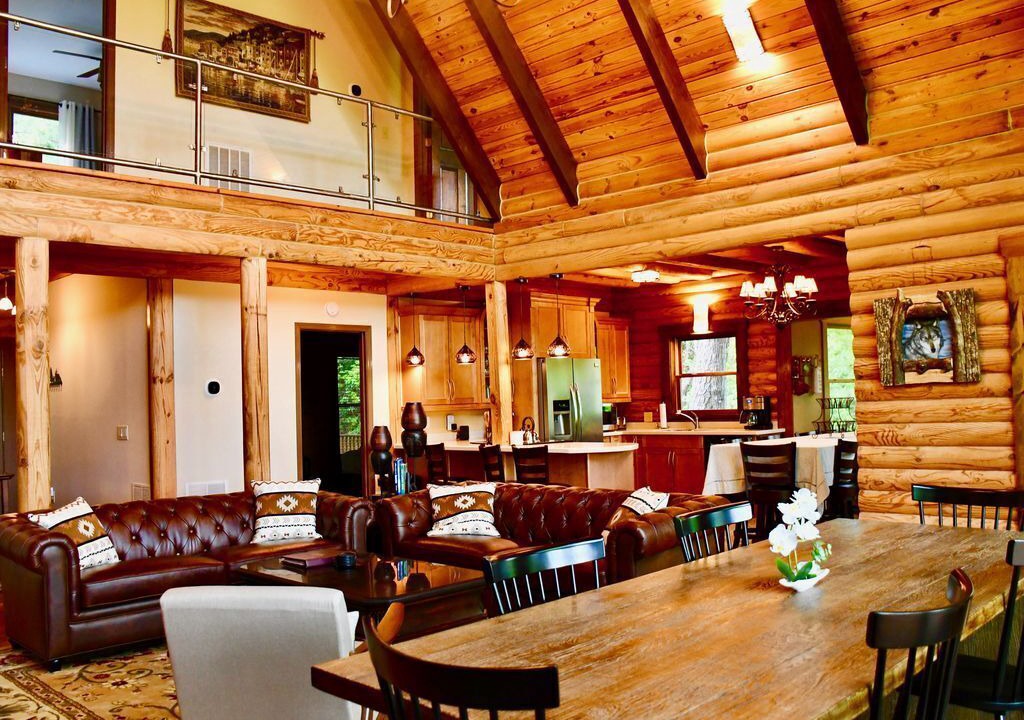 Photo of Livingroom in Lake Lure