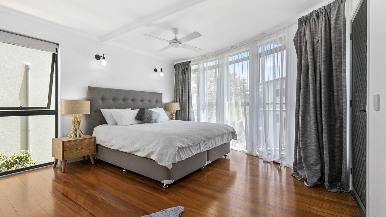 Photo of Bedroom in Castaways Beach
