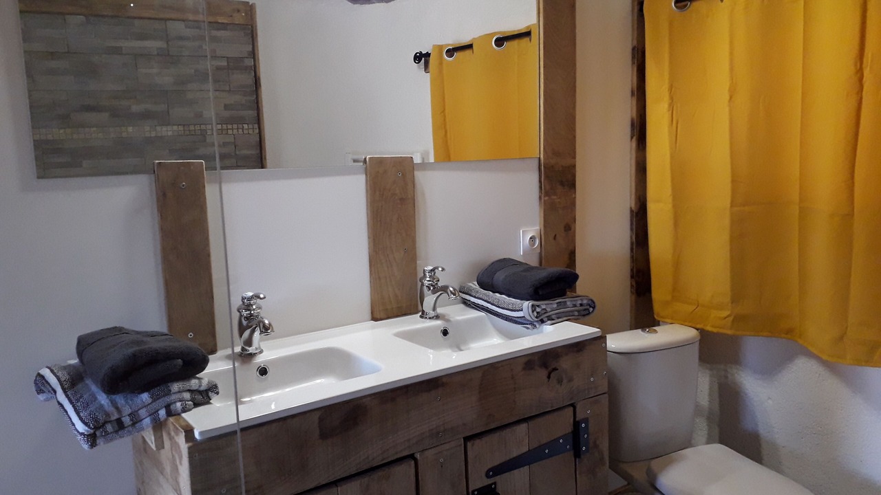 Photo of Bathroom in Villarzel-du-Razes