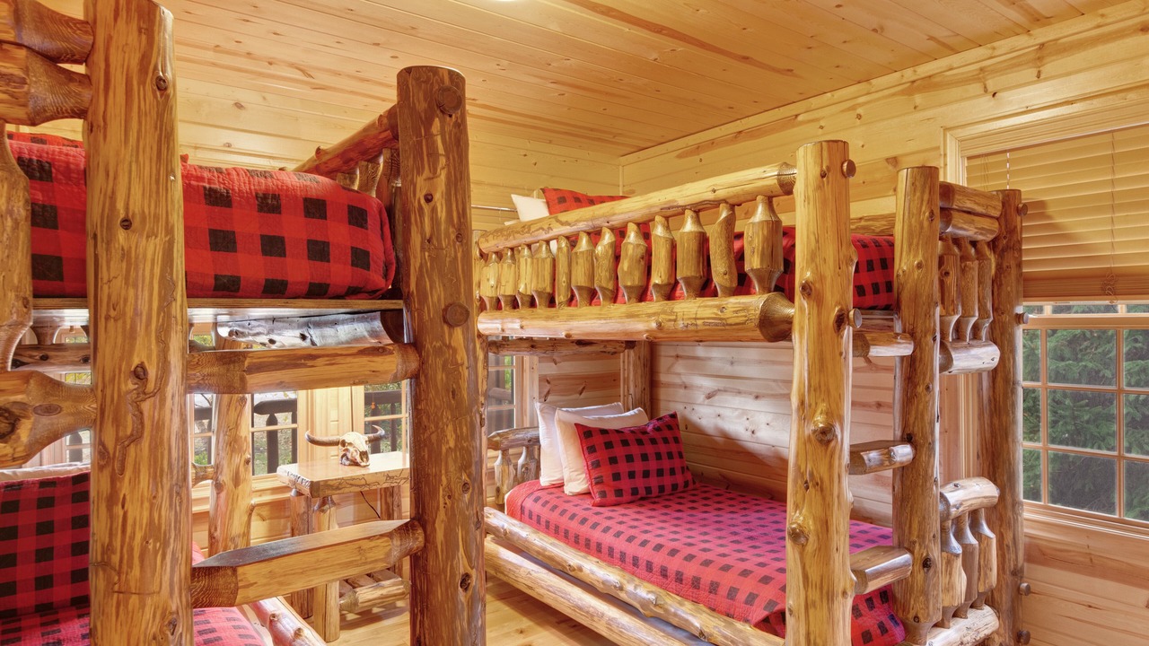 Photo of Bedroom in Saugatuck