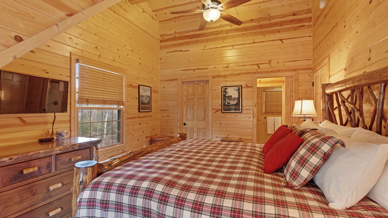 Photo of Bedroom in Saugatuck