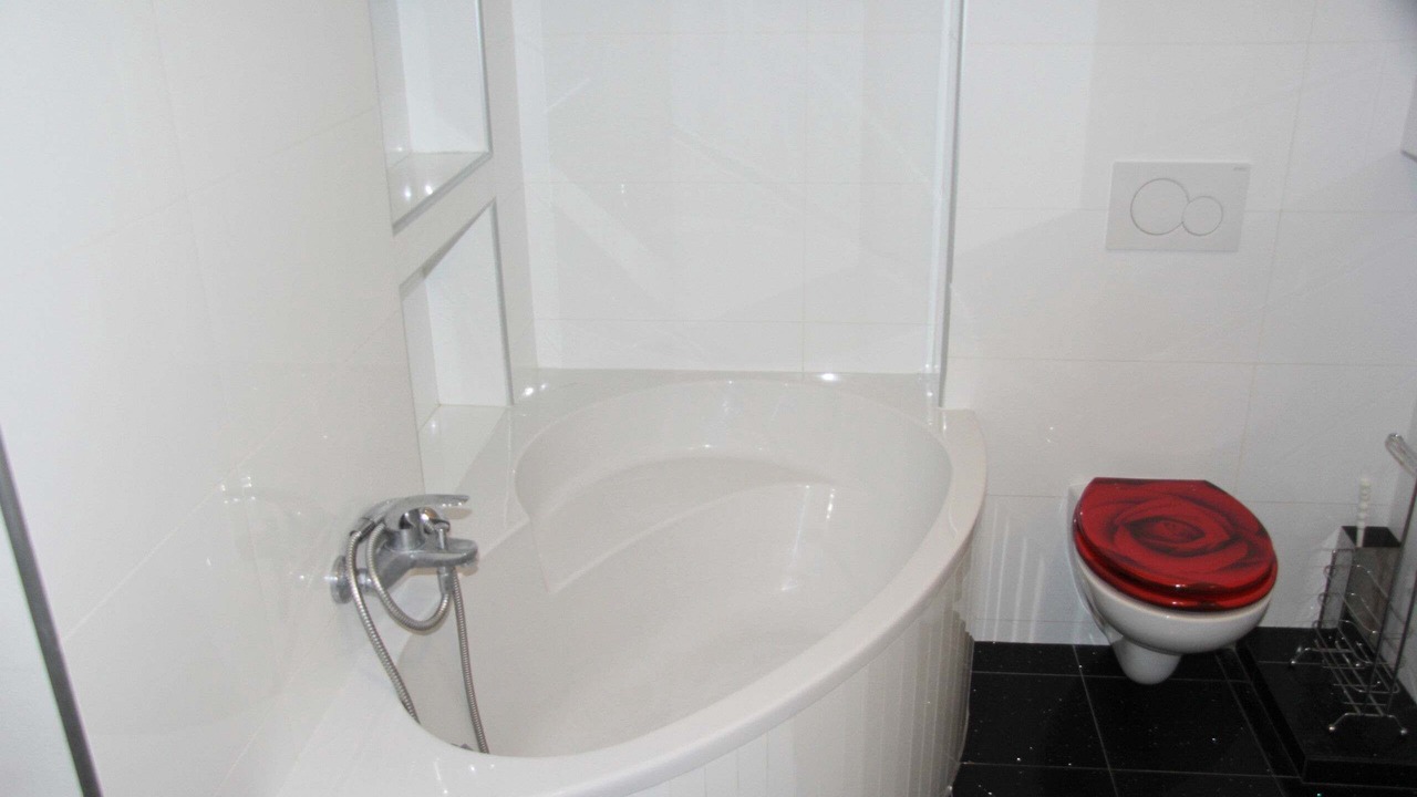 Photo of Bathroom in Am Pragfriedhof