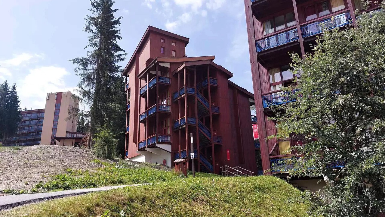Photo of Outdoor in Arc-1800
