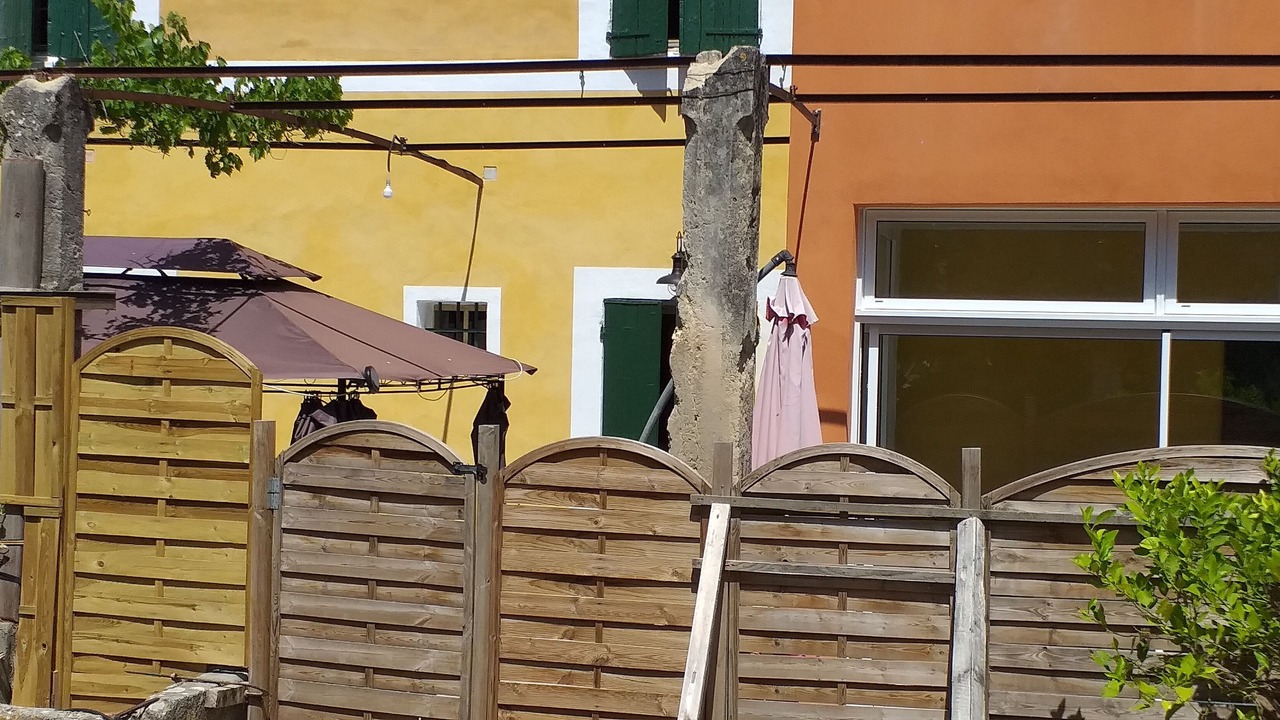 Photo of Outdoor in Lambesc