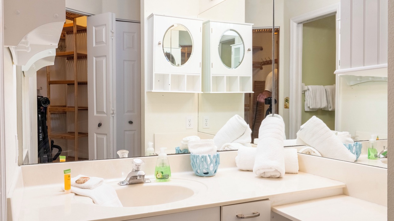 Photo of Bathroom in Holmes Beach