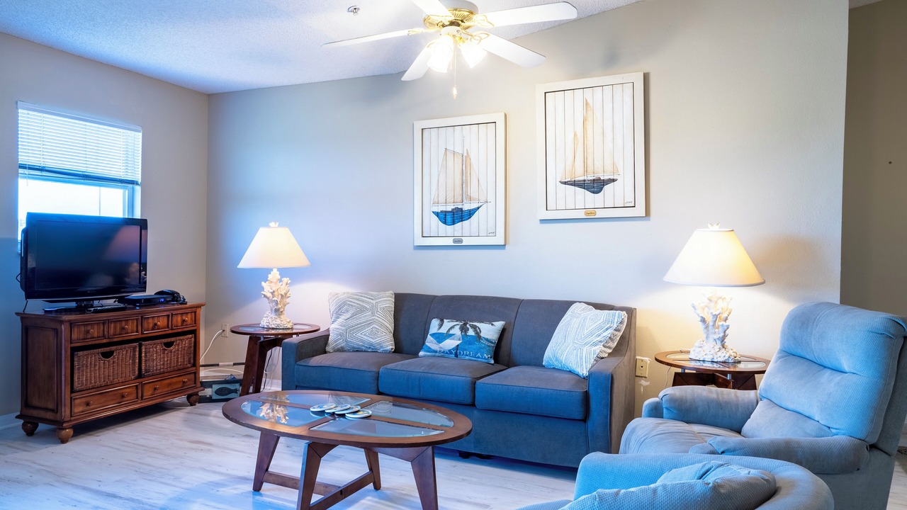 Photo of Livingroom in Holmes Beach