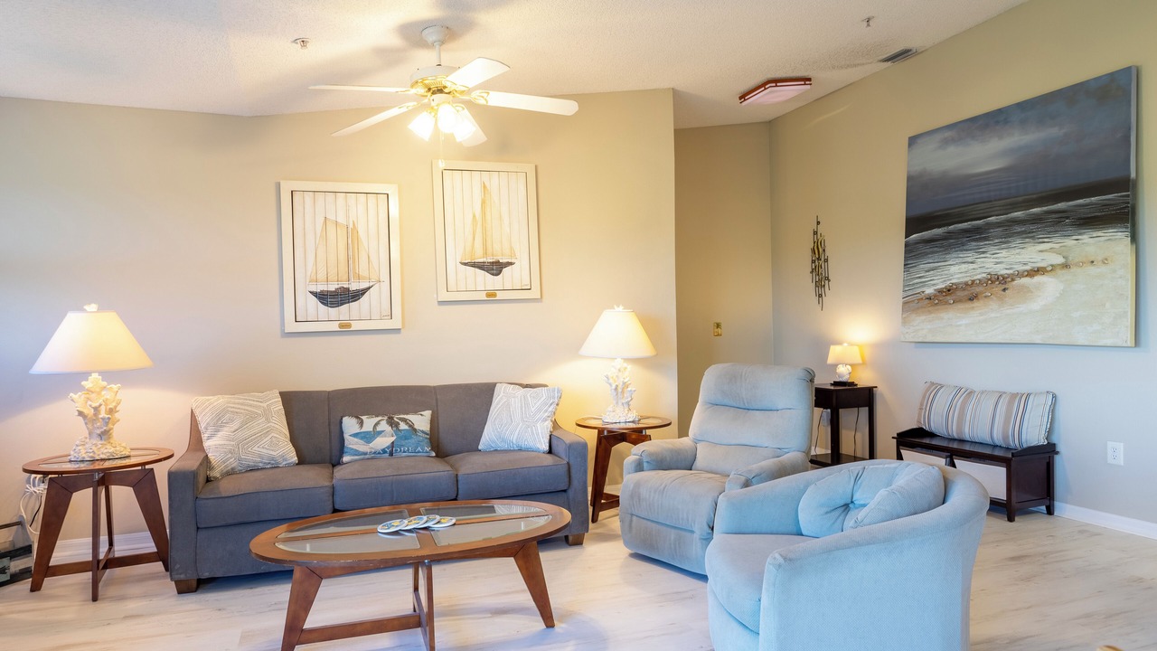 Photo of Livingroom in Holmes Beach