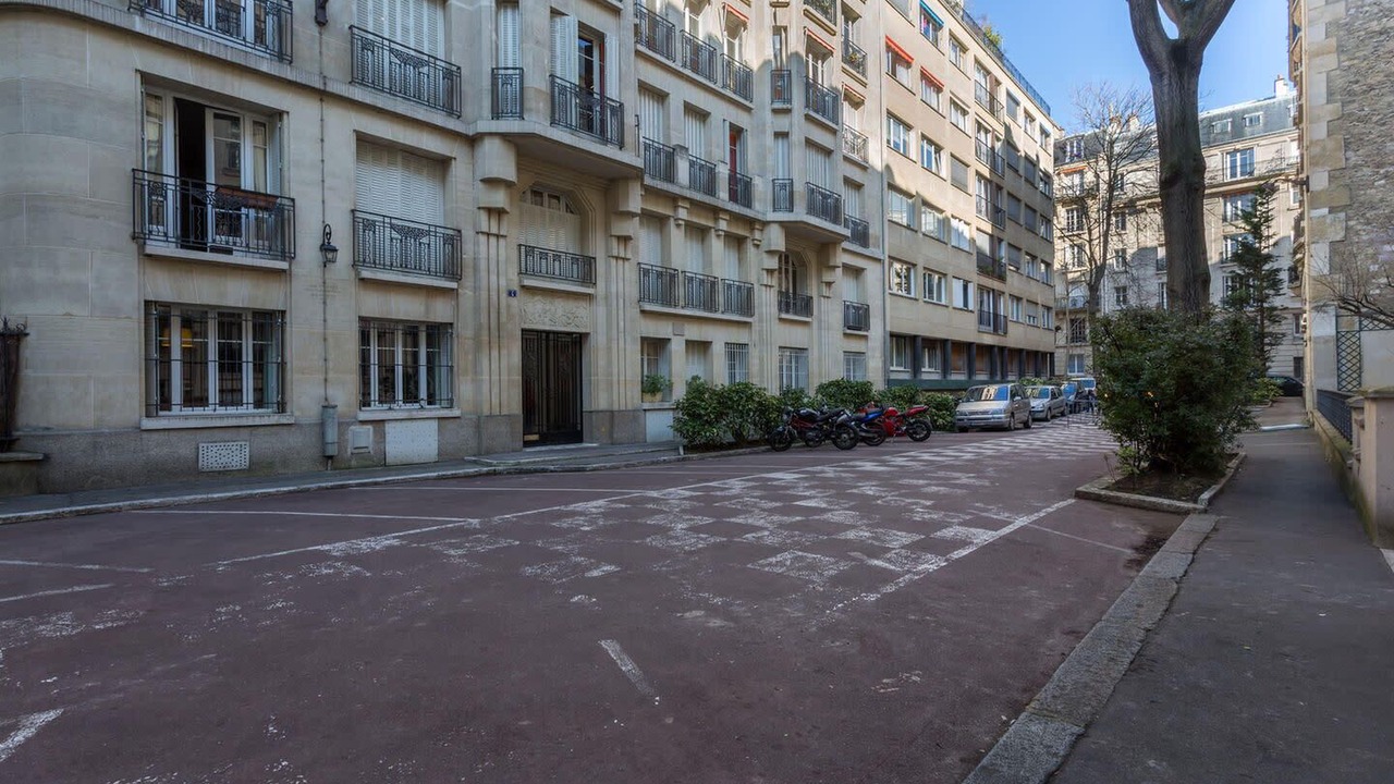 Photo of Outdoor in Passy