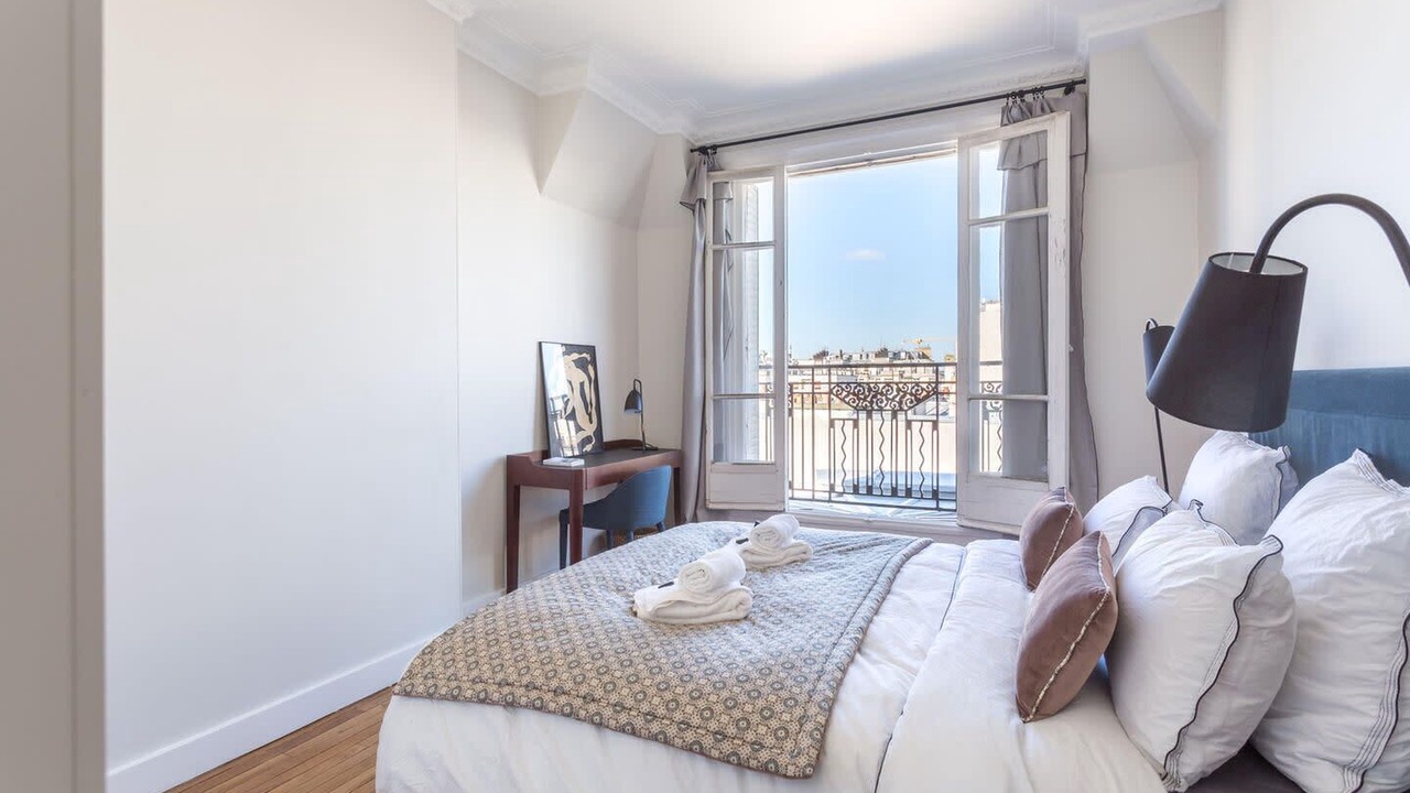 Photo of Bedroom in Passy