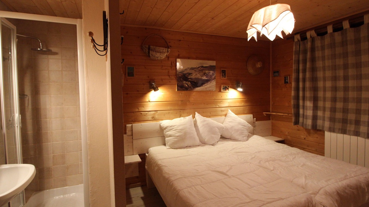 Photo of Bedroom in Les Almes
