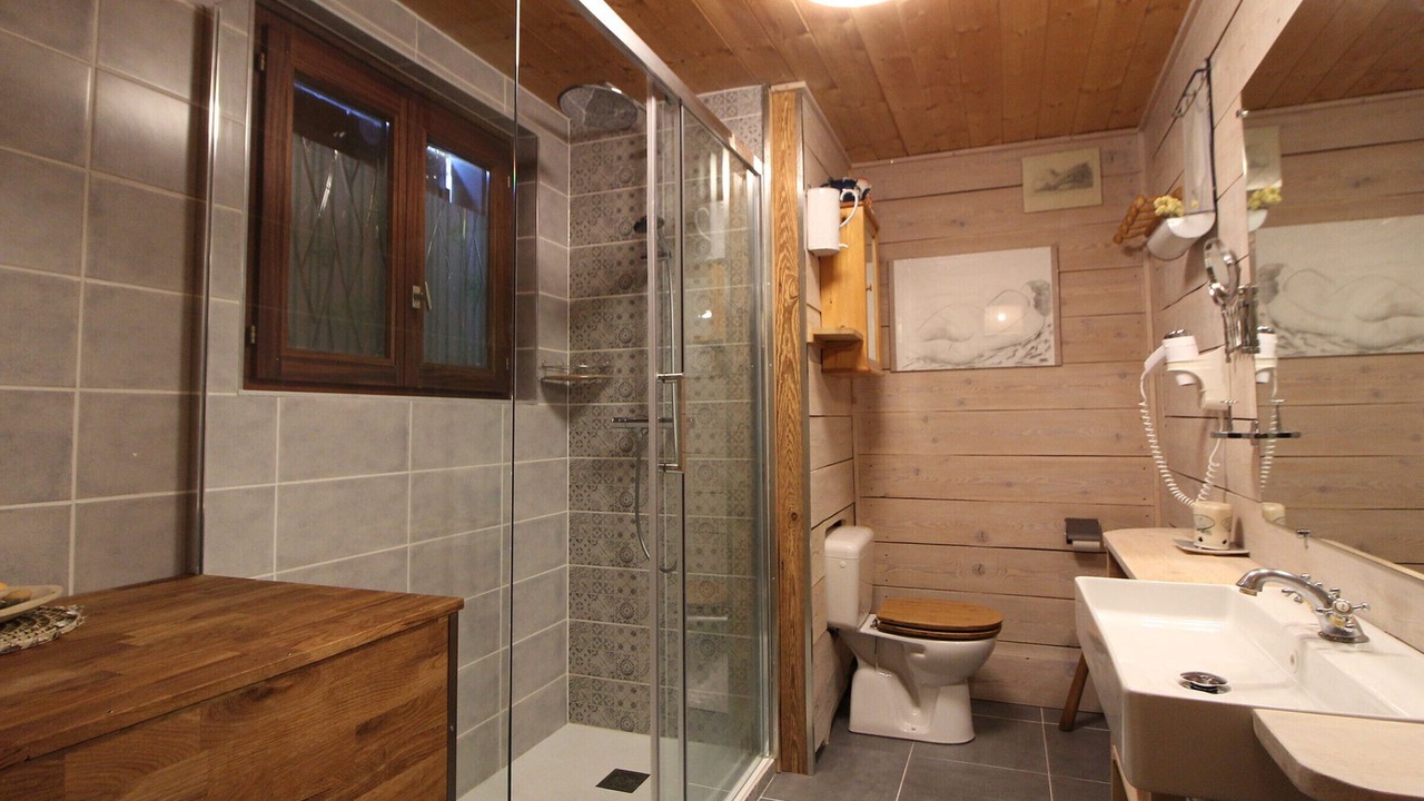 Photo of Bathroom in Les Almes