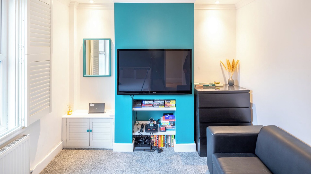 Photo of Bedroom in Milton Keynes