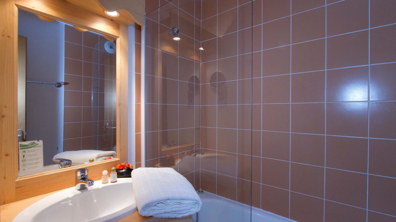 Photo of Bathroom in Saint-Etienne-en-Devoluy