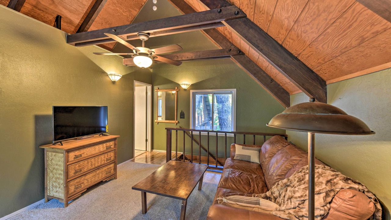 Photo of Livingroom in Pollock Pines