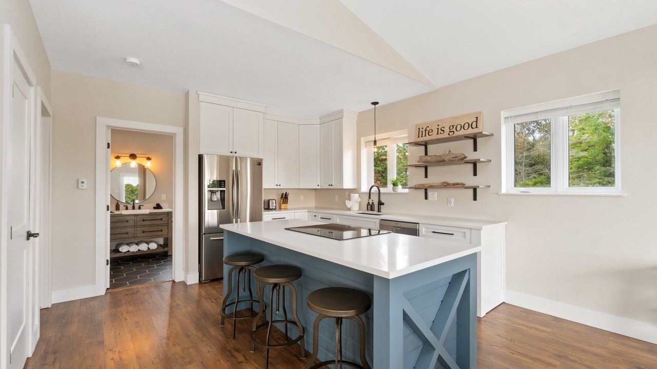 Photo of Kitchen in Edwardsburgh/Cardinal