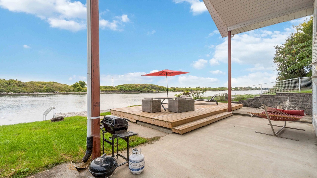 Photo of Patio Balcony in Edwardsburgh/Cardinal