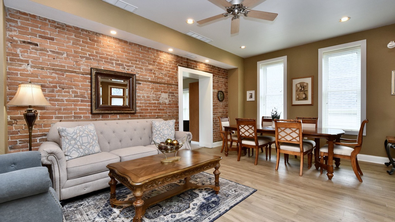 Photo of Livingroom in Winona