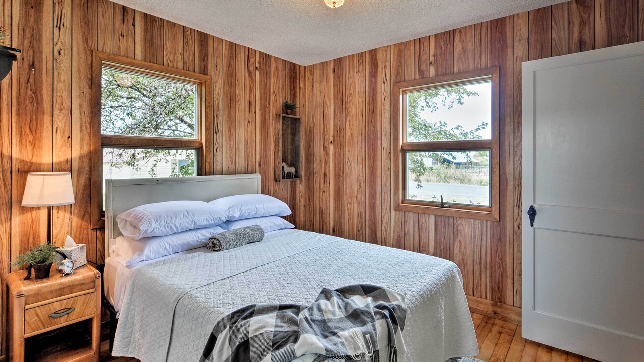 Photo of Bedroom in Grangeville
