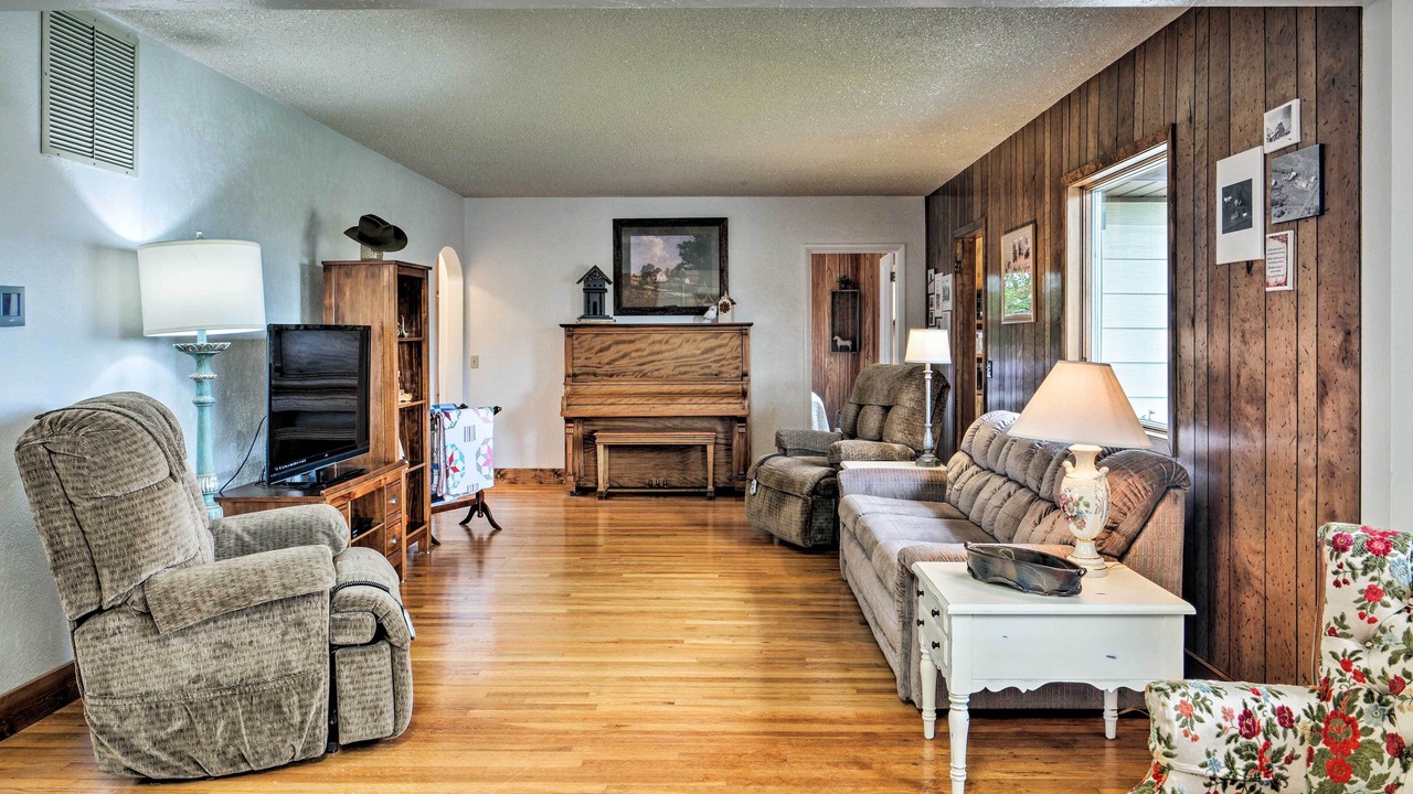 Photo of Bedroom in Grangeville