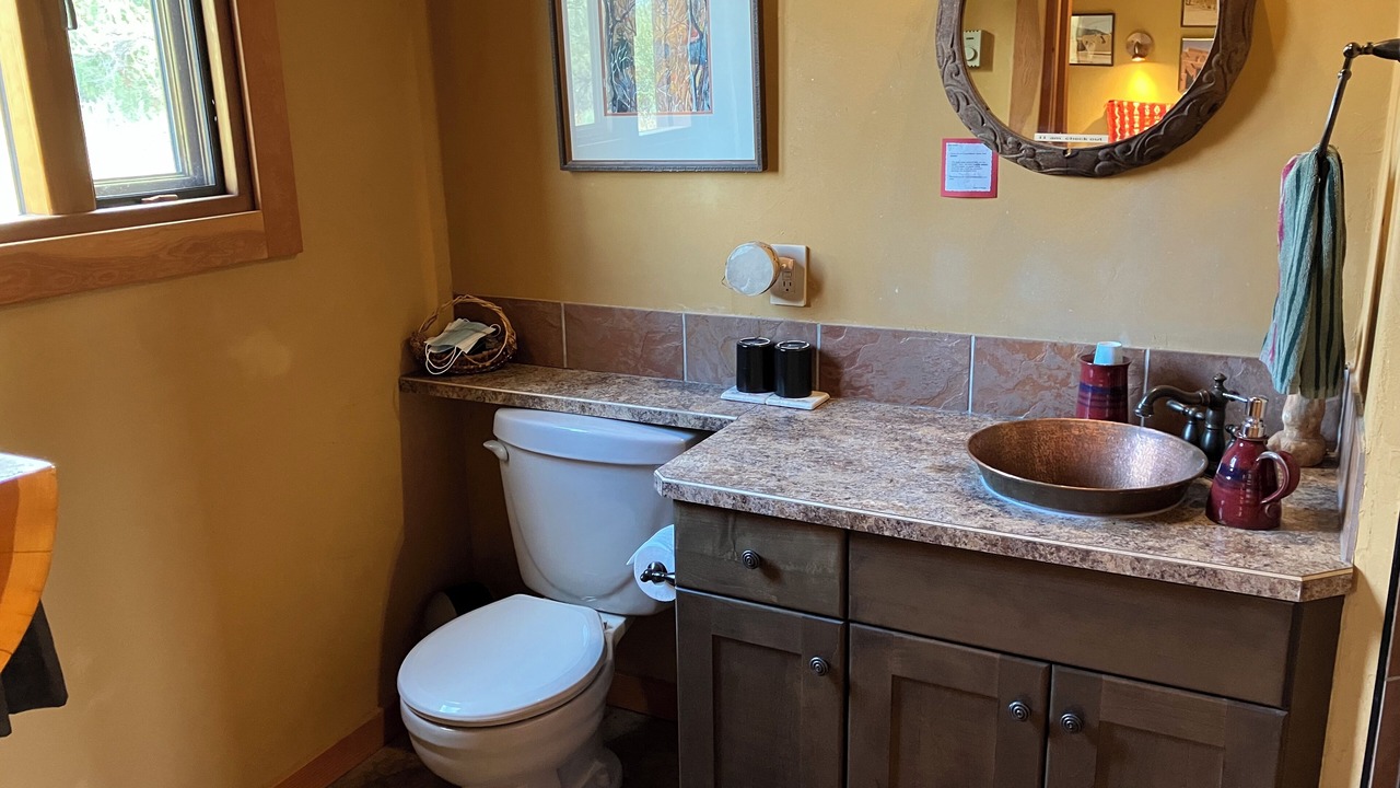 Photo of Bathroom in Okanagan-Similkameen