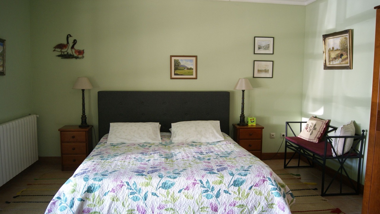 Photo of Bedroom in Portela