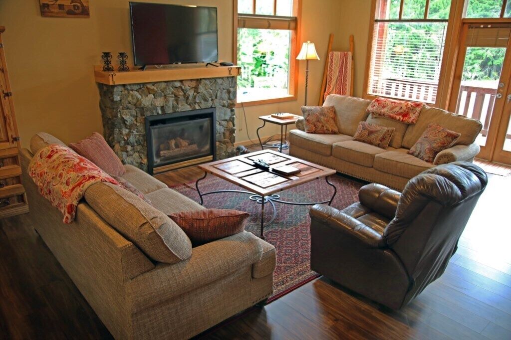 Photo of Livingroom in Rossland