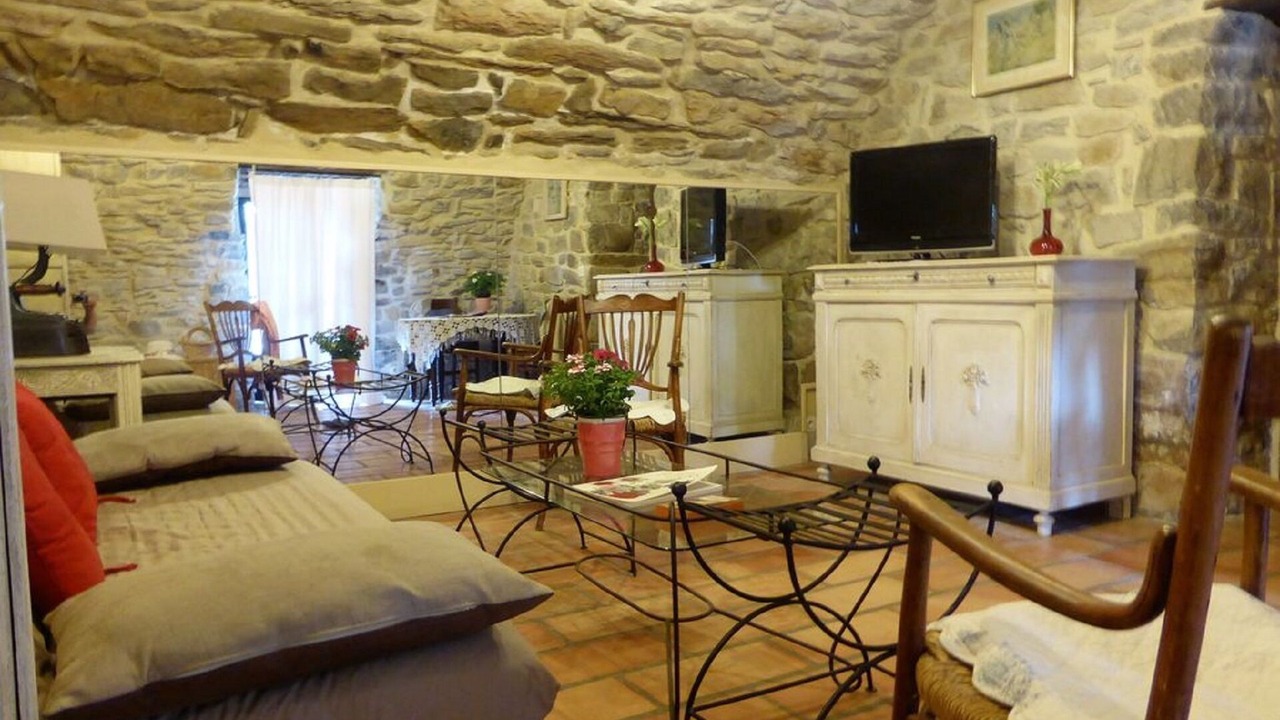 Photo of Livingroom in Vesseaux