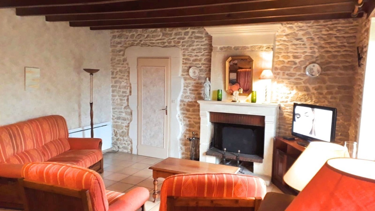 Photo of Livingroom in Maille