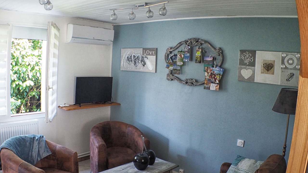 Photo of Others in Longeault